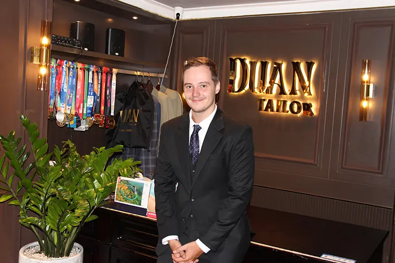 Khách hàng DuanTailor 29